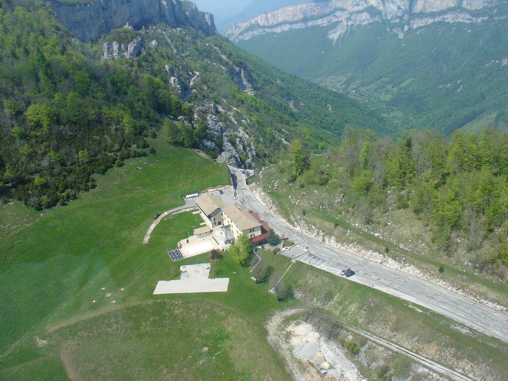 Hotel Du Col De La Machine Saint-Jean-en-Royans Dış mekan fotoğraf