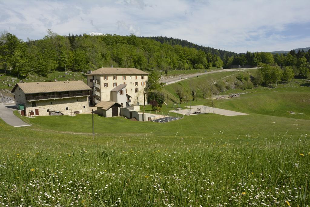 Hotel Du Col De La Machine Saint-Jean-en-Royans Dış mekan fotoğraf