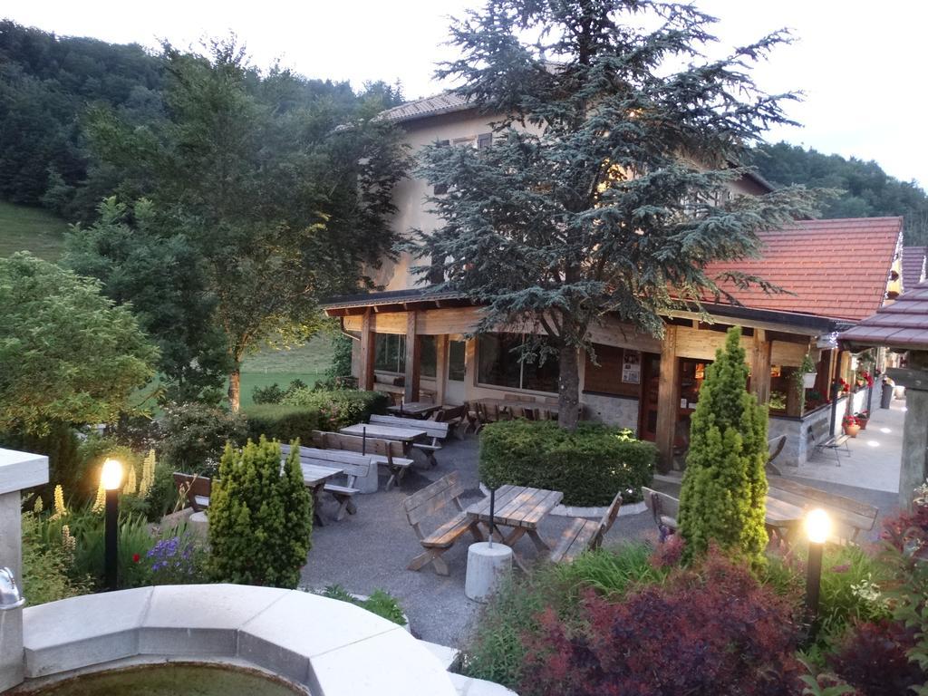 Hotel Du Col De La Machine Saint-Jean-en-Royans Dış mekan fotoğraf