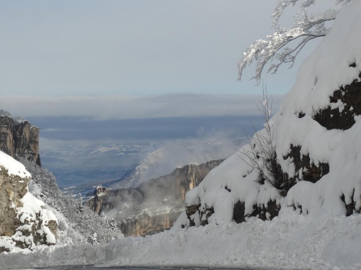 Hotel Du Col De La Machine Saint-Jean-en-Royans Dış mekan fotoğraf